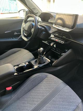 PEUGEOT 2008 usata, con Cruise Control