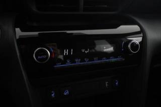 TOYOTA Yaris Cross usata 17