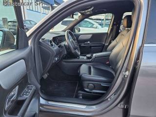 MERCEDES-BENZ GLB 200 usata, con Bracciolo