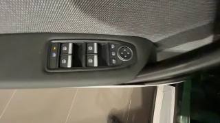 RENAULT Captur usata, con Touch screen