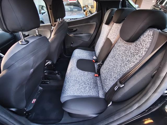 LANCIA Ypsilon usata, con USB