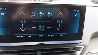 PEUGEOT 5008 usata, con Controllo vocale