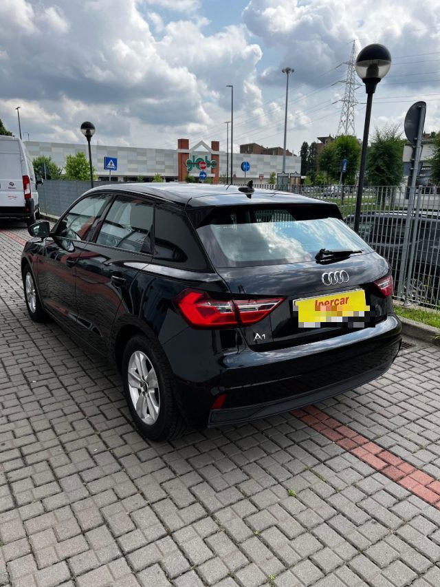 AUDI A1 usata, con Autoradio