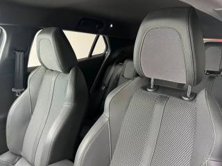 PEUGEOT 2008 usata, con Autoradio digitale