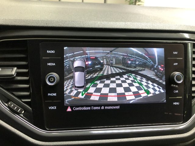 VOLKSWAGEN T-Roc usata, con Autoradio digitale