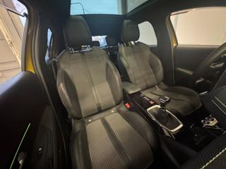 PEUGEOT 208 usata, con Park Distance Control