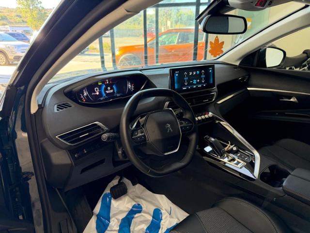 PEUGEOT 3008 usata, con Telecamera per parcheggio assistito