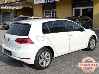VOLKSWAGEN Golf usata, con Airbag testa