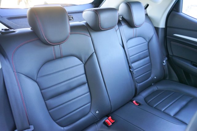 MG ZS usata, con Specchietti laterali elettrici