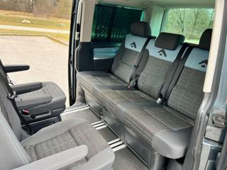 VOLKSWAGEN Multivan usata, con Airbag laterali