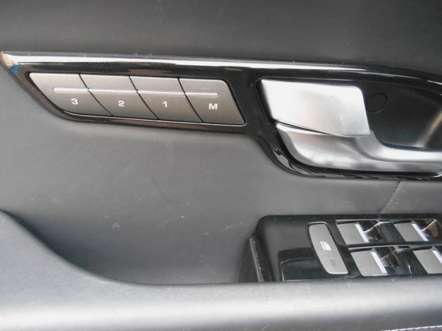 LAND ROVER Range Rover Evoque usata, con ESP