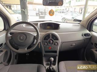 RENAULT Modus usata 16