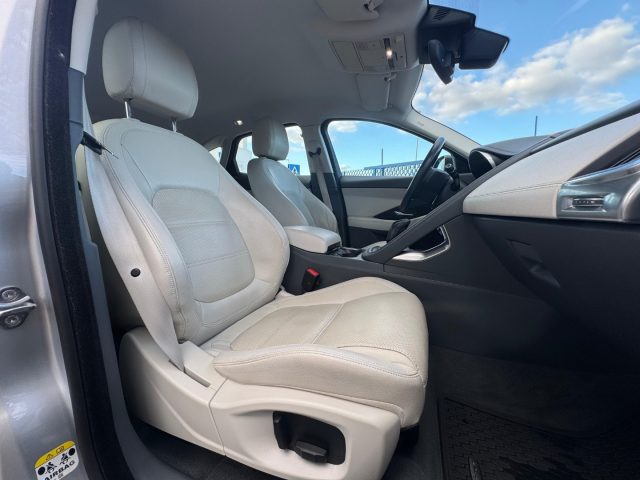 JAGUAR E-Pace usata, con Interni in pelle