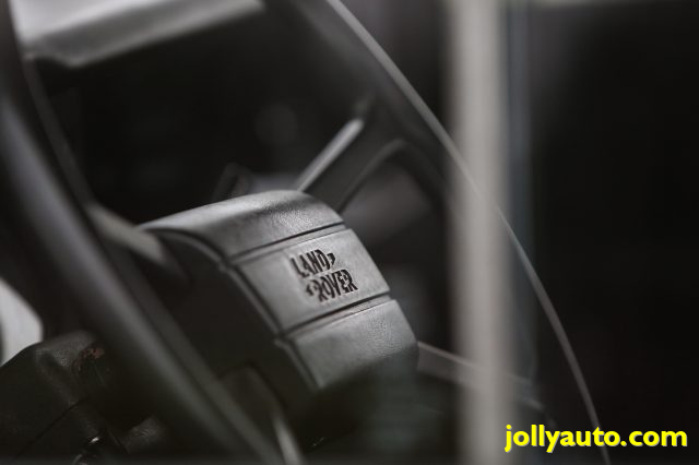 LAND ROVER Defender usata 84