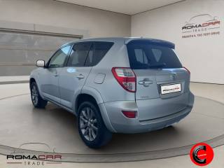 TOYOTA RAV 4 usata, con Autoradio