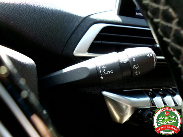 PEUGEOT 3008 usata, con Bracciolo