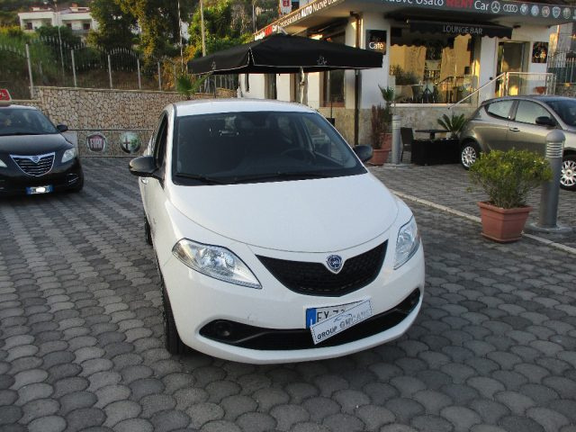 LANCIA Ypsilon usata, con ABS