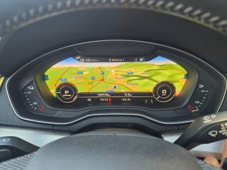 AUDI Q5 usata, con Sensori di parcheggio anteriori