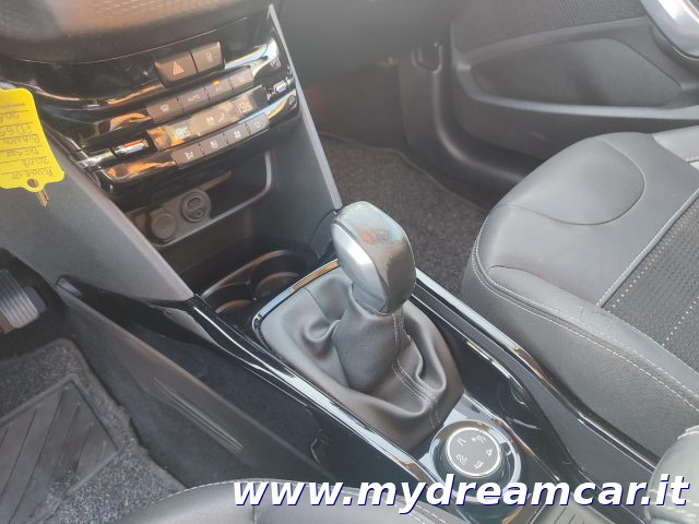 PEUGEOT 2008 usata, con Servosterzo