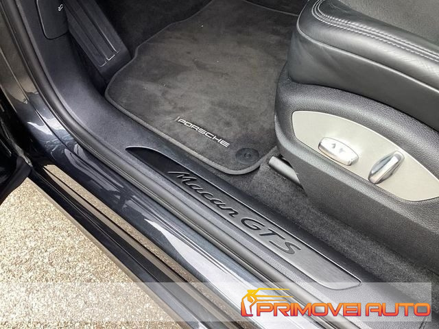 PORSCHE Macan usata, con Sistema di navigazione