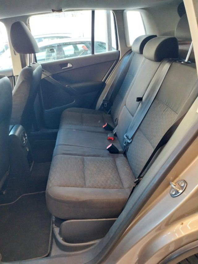 VOLKSWAGEN Tiguan usata, con Specchietti laterali elettrici