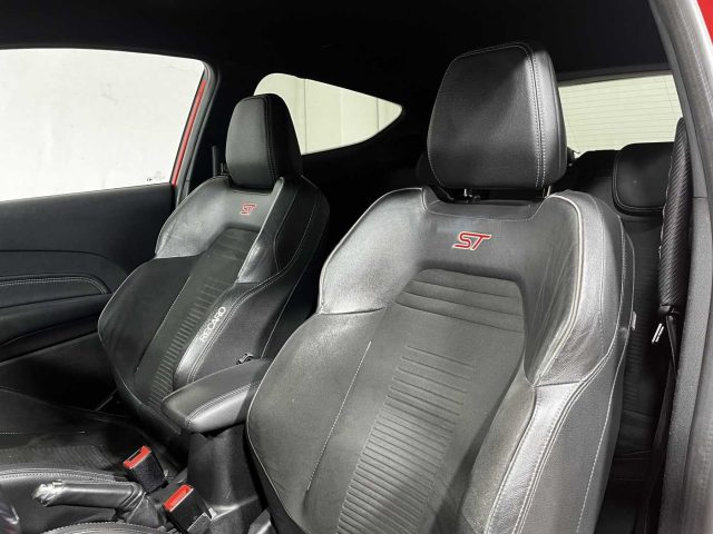 FORD Fiesta usata, con Autoradio digitale