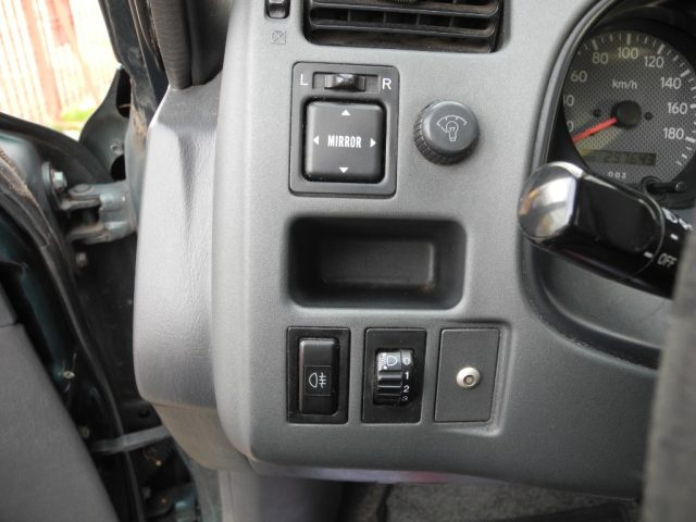 TOYOTA RAV 4 usata 28