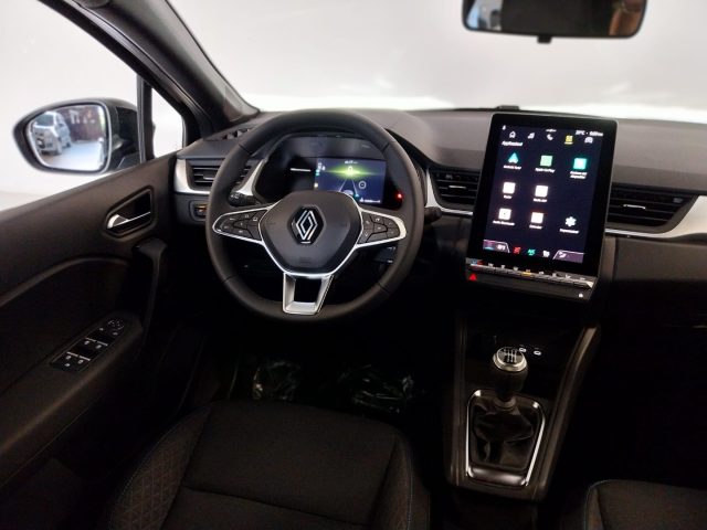 RENAULT Captur usata, con Touch screen
