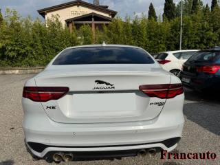 JAGUAR XE usata, con Alzacristalli elettrici