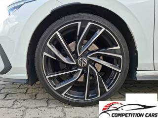 VOLKSWAGEN Golf usata, con Autoradio digitale