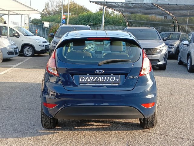 FORD Fiesta usata, con USB