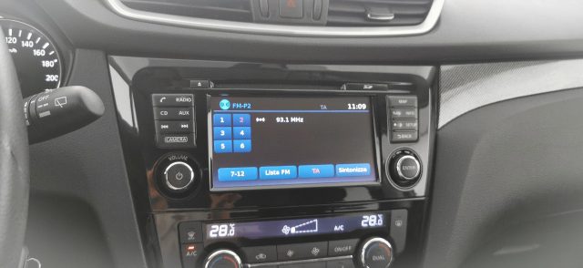 NISSAN X-Trail usata, con Specchietto retrovisore con funzione antiabbagliamento
