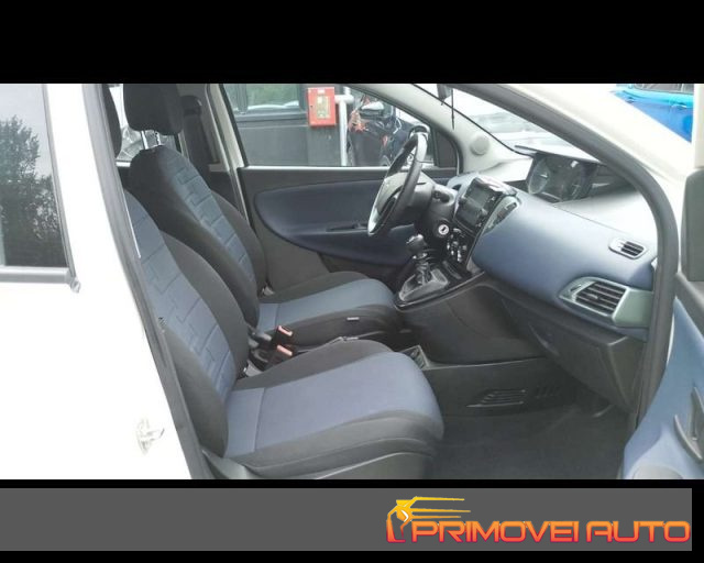 LANCIA Ypsilon usata, con Climatizzatore