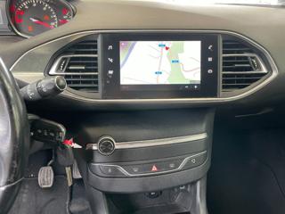 PEUGEOT 308 usata, con Park Distance Control