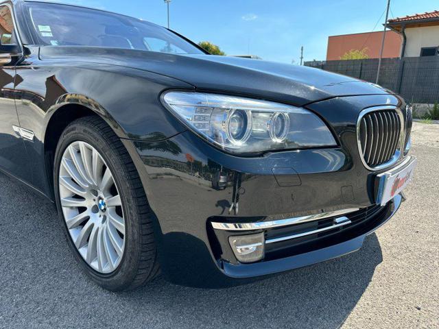 BMW 730 usata, con Bluetooth