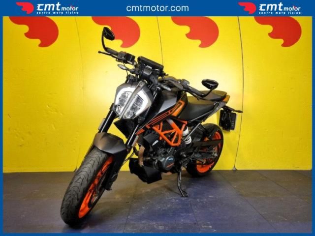 KTM 125 Duke usata 1