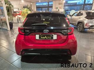 TOYOTA Yaris usata, con Sedile posteriore sdoppiato