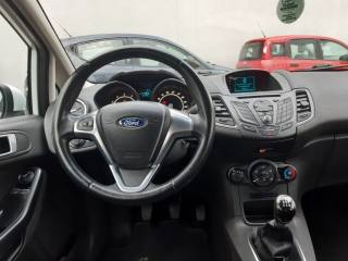 FORD Fiesta usata, con Autoradio