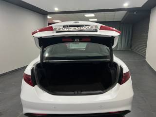 ALFA ROMEO Giulia usata, con Climatizzatore