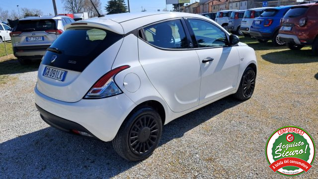 LANCIA Ypsilon usata, con Airbag