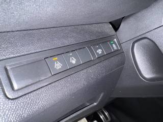 PEUGEOT 3008 usata, con Controllo automatico clima