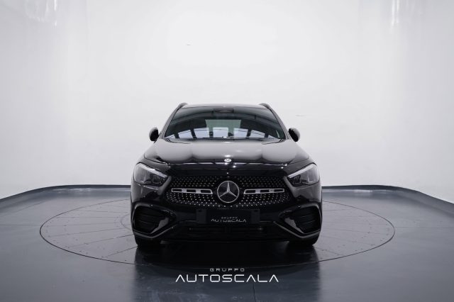 MERCEDES-BENZ GLA 200 usata, con Airbag