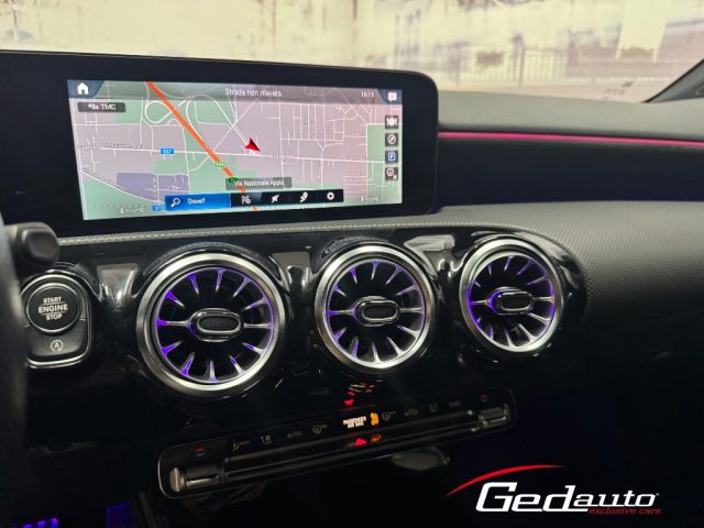 MERCEDES-BENZ A 180 usata, con Park Distance Control