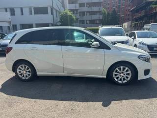 MERCEDES-BENZ B 180 usata, con Airbag