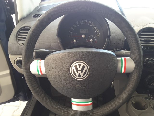 VOLKSWAGEN New Beetle usata, con Autoradio