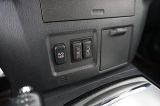MITSUBISHI Pajero usata, con Luci diurne LED