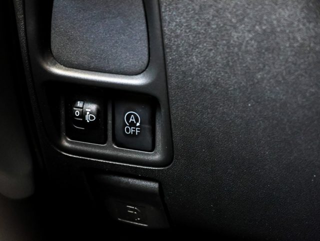 PEUGEOT 108 usata 18