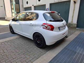 PEUGEOT 208 usata, con Airbag Passeggero