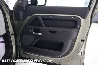 LAND ROVER Defender usata, con Vivavoce
