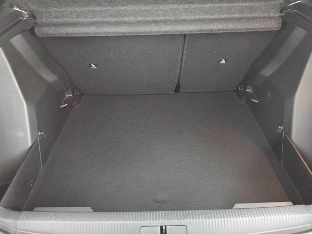 PEUGEOT 2008 usata, con Autoradio